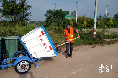 南雄新景 保潔電動(dòng)車開進(jìn)村，垃圾清運(yùn)革新助力農(nóng)村人居環(huán)境大變樣